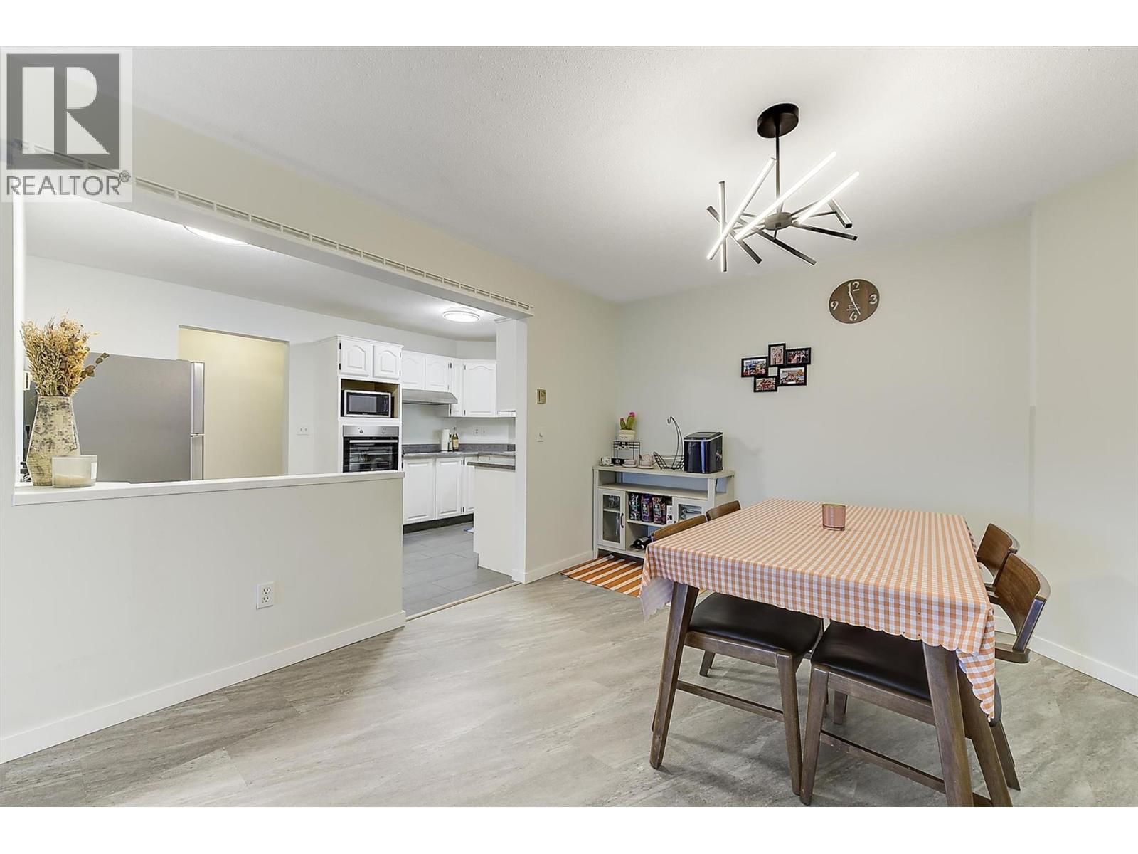 203 - 1534 LAWRENCE AVENUE Image 6