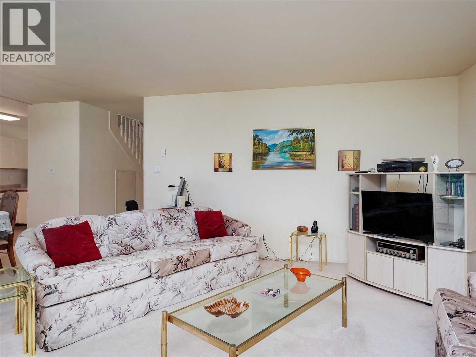 2 1309 McKenzie Avenue property photo