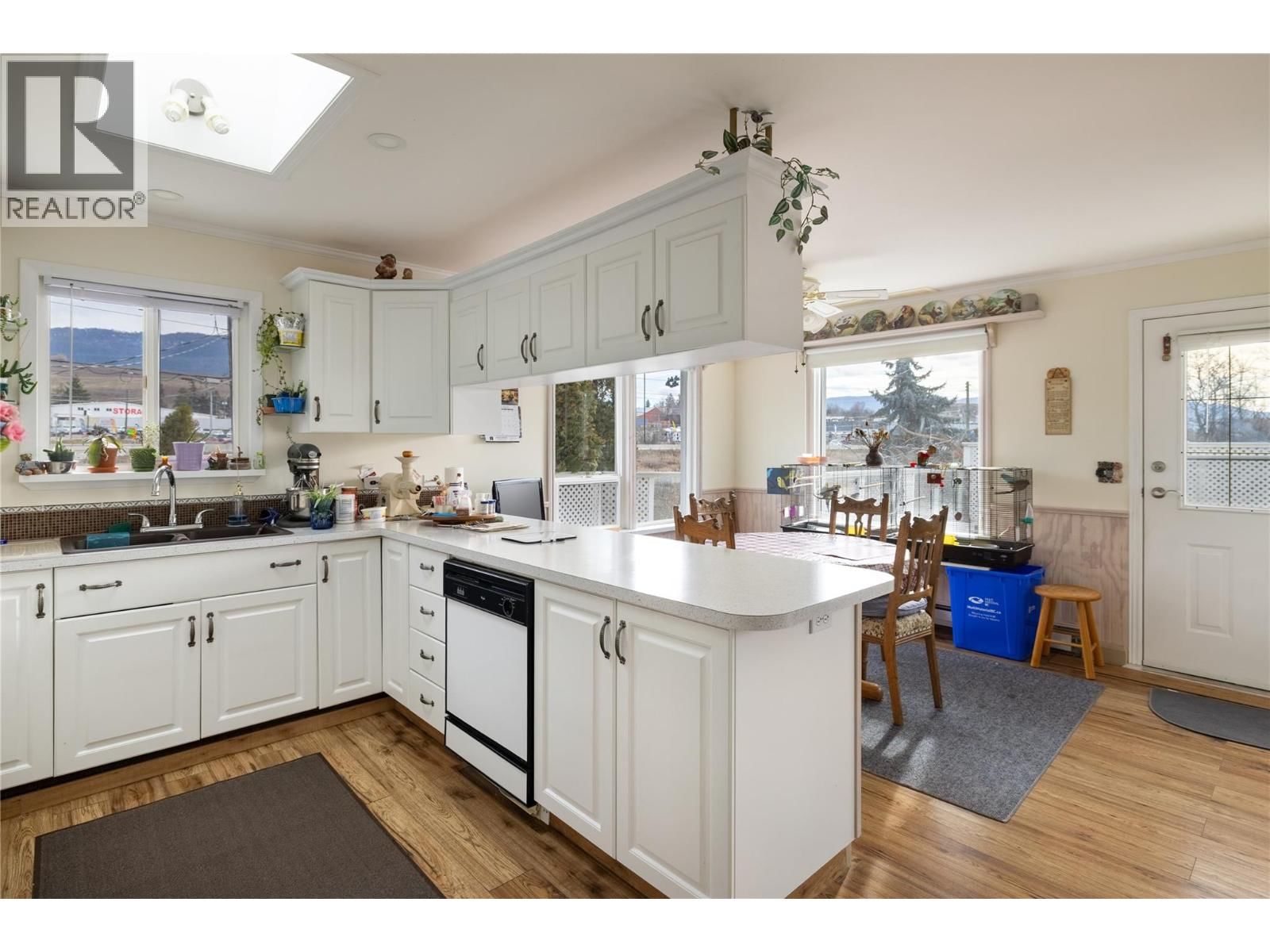 6292 STICKLE ROAD Image 18