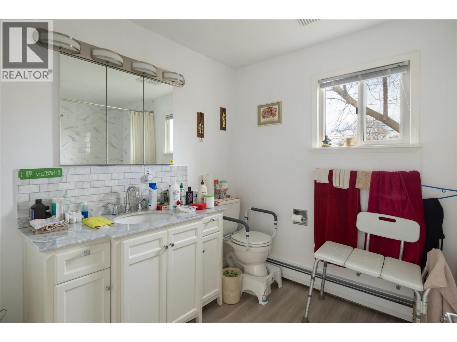 6292 STICKLE ROAD Image 33