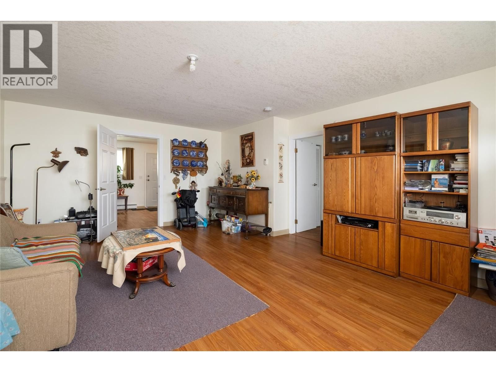 6292 STICKLE ROAD Image 38