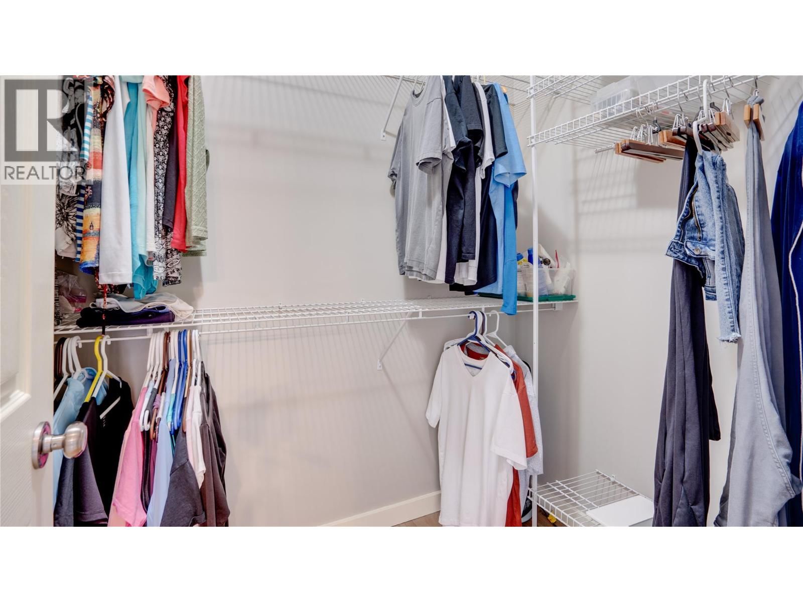 2233 HELGASON DRIVE Image 20