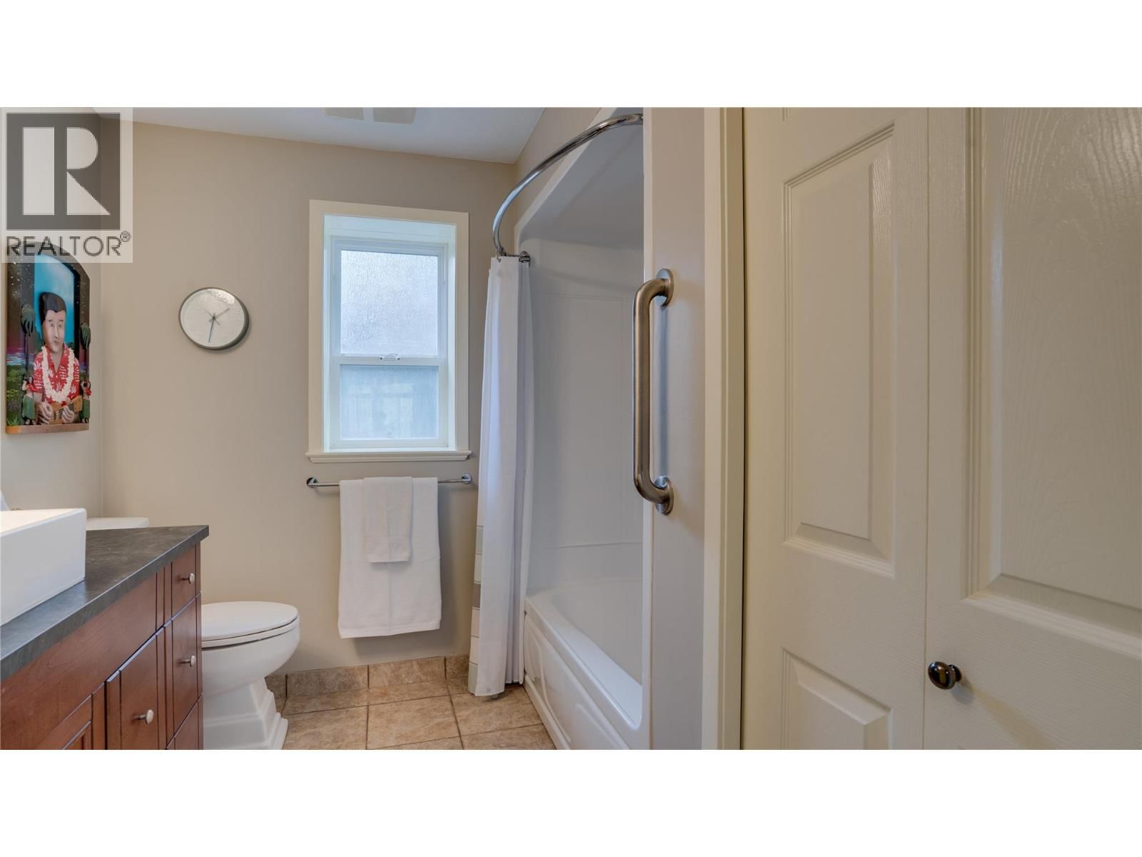 2233 HELGASON DRIVE Image 29