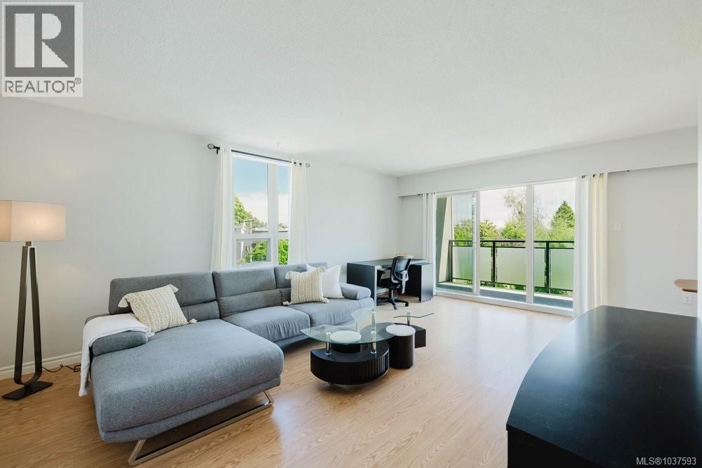 1545 Pandora Avenue, Victoria, British Columbia V8R 6R1