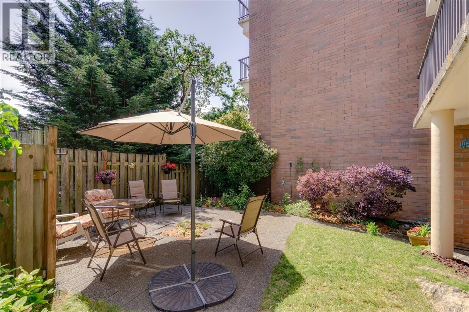 103 4030 Quadra Street property photo