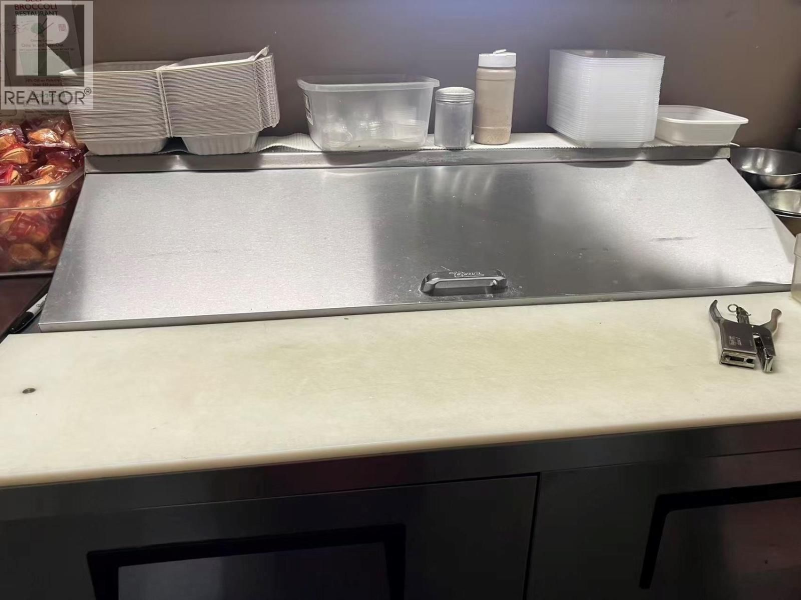 3041 LOUIE DRIVE Image 1