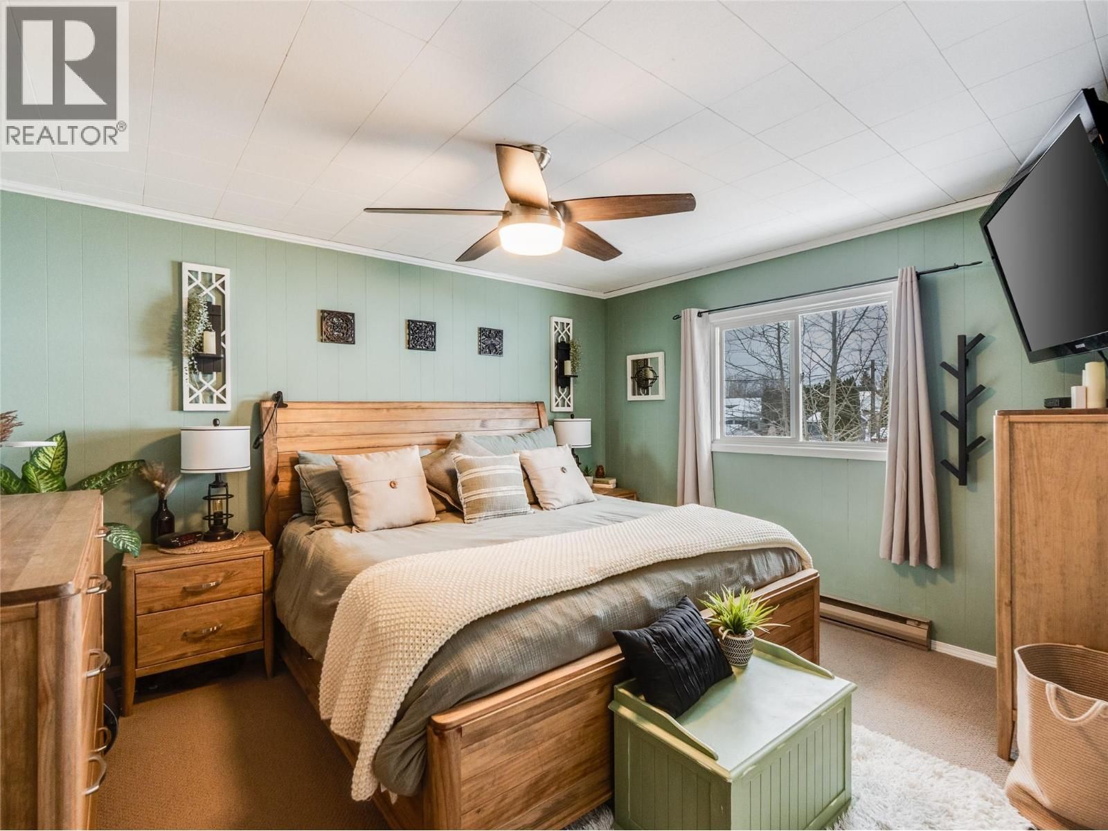 601 6TH AVENUE Image 16