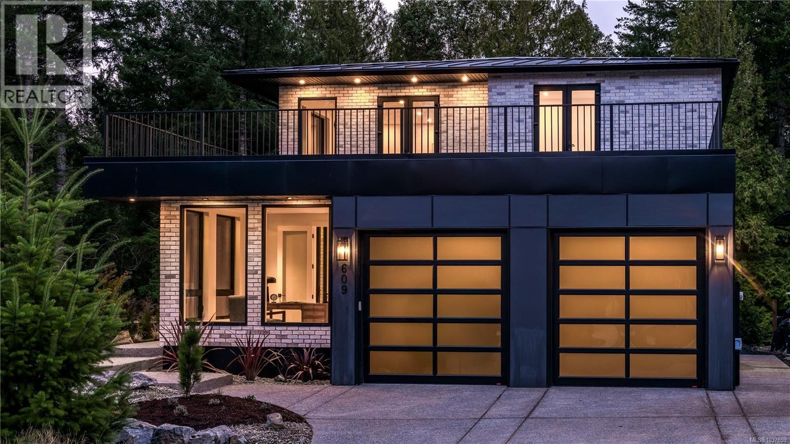 609 Medalist Avenue property photo