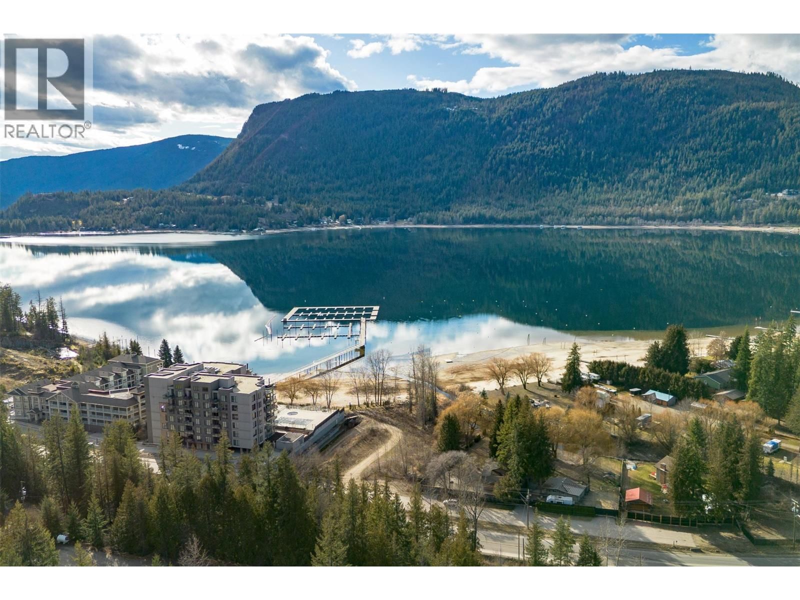 242 Stoneridge Drive, Sicamous, British Columbia V0E 2V1