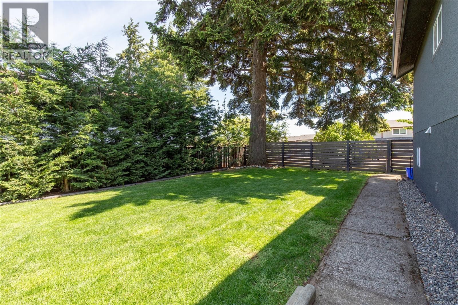 226 Harewood Road property photo