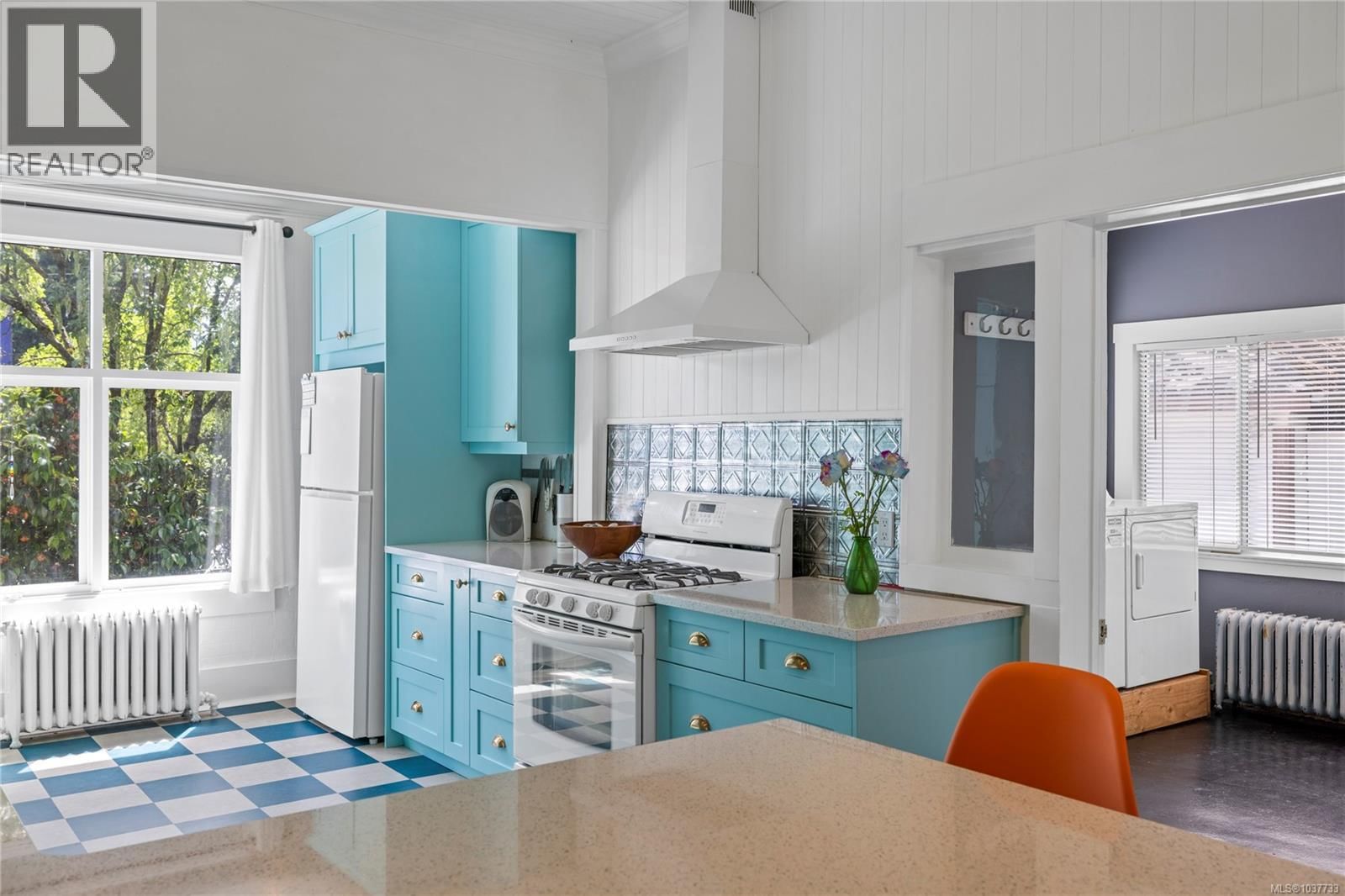 522 Victoria Road property photo