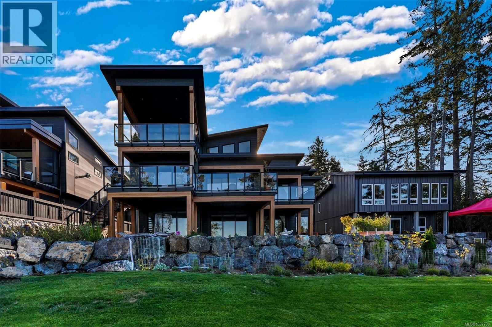 7210 Sea Cliff Road, Sooke, British Columbia V9Z 1A8