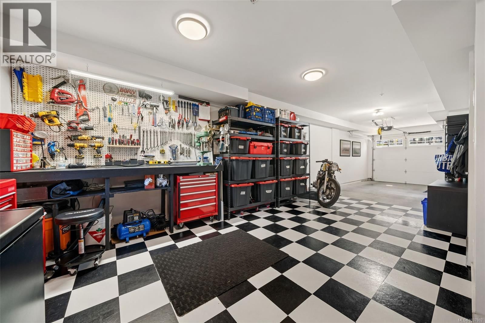 20 370 Latoria Boulevard property photo
