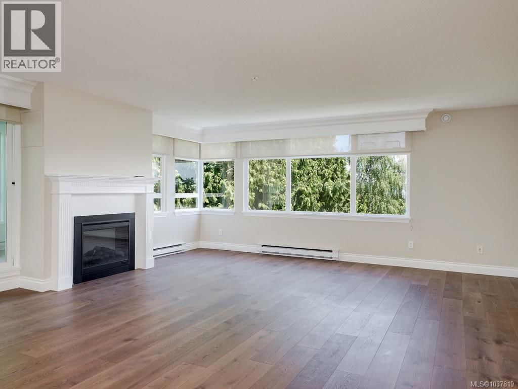 409 5110 Cordova Bay Road property photo