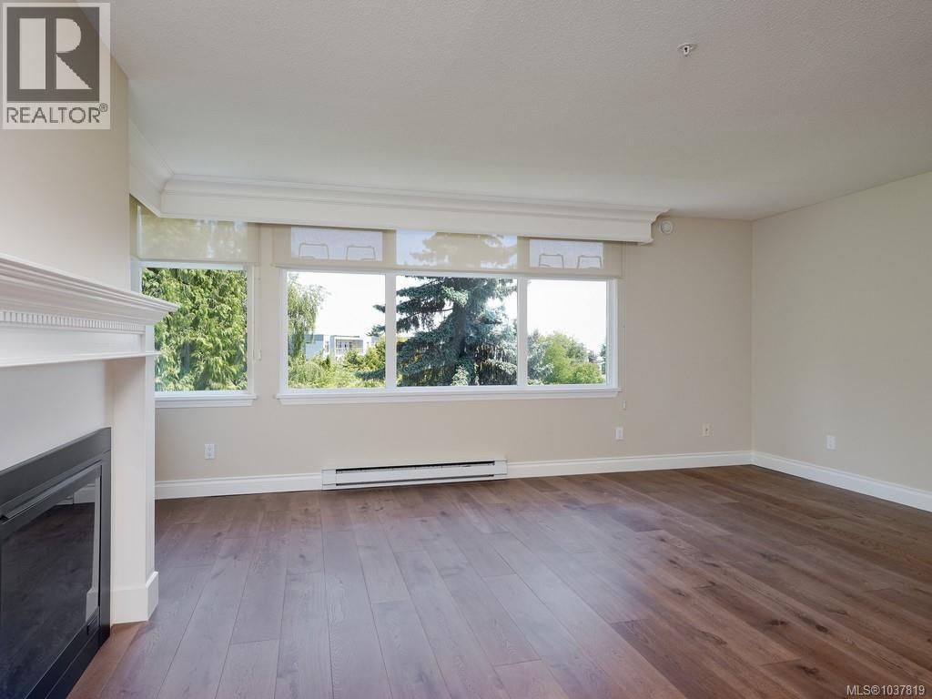 409 5110 Cordova Bay Road property photo