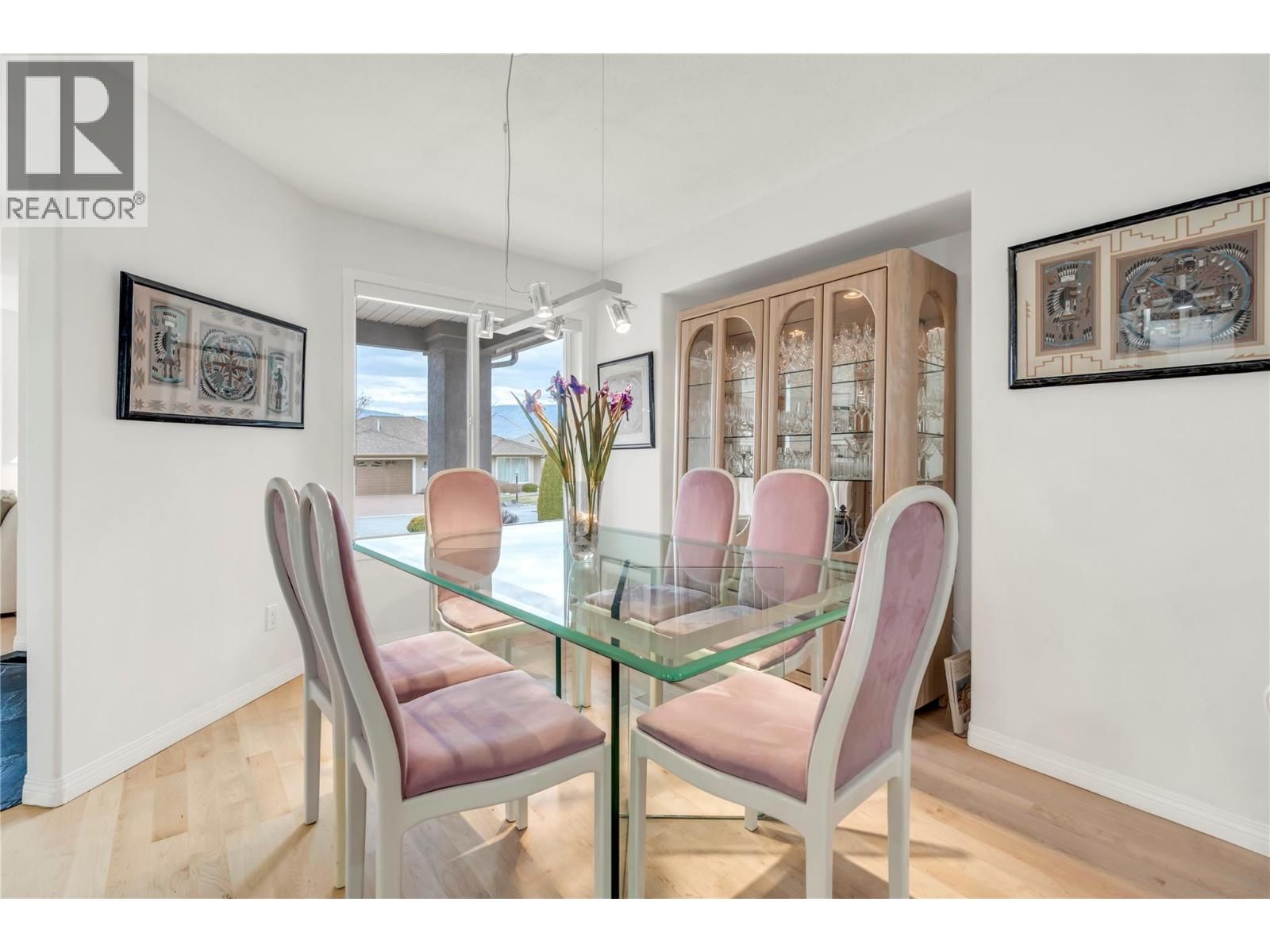 444 RIDGE PLACE Image 7