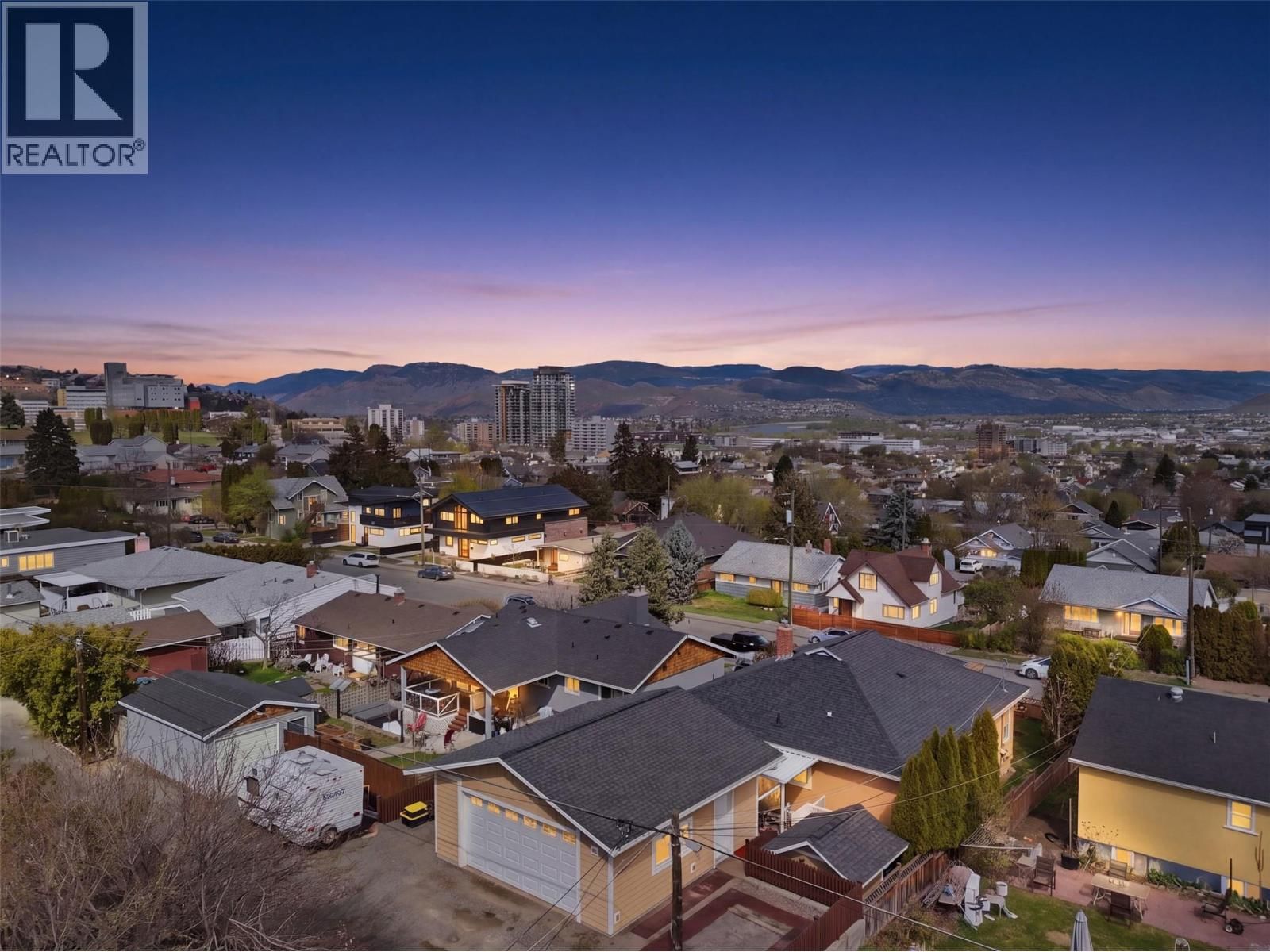 769 DOUGLAS STREET Image 3