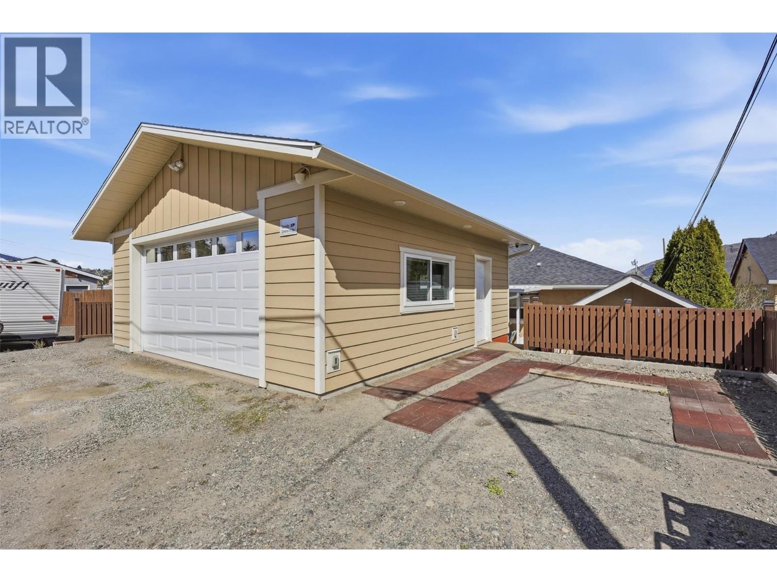 769 DOUGLAS STREET Image 31