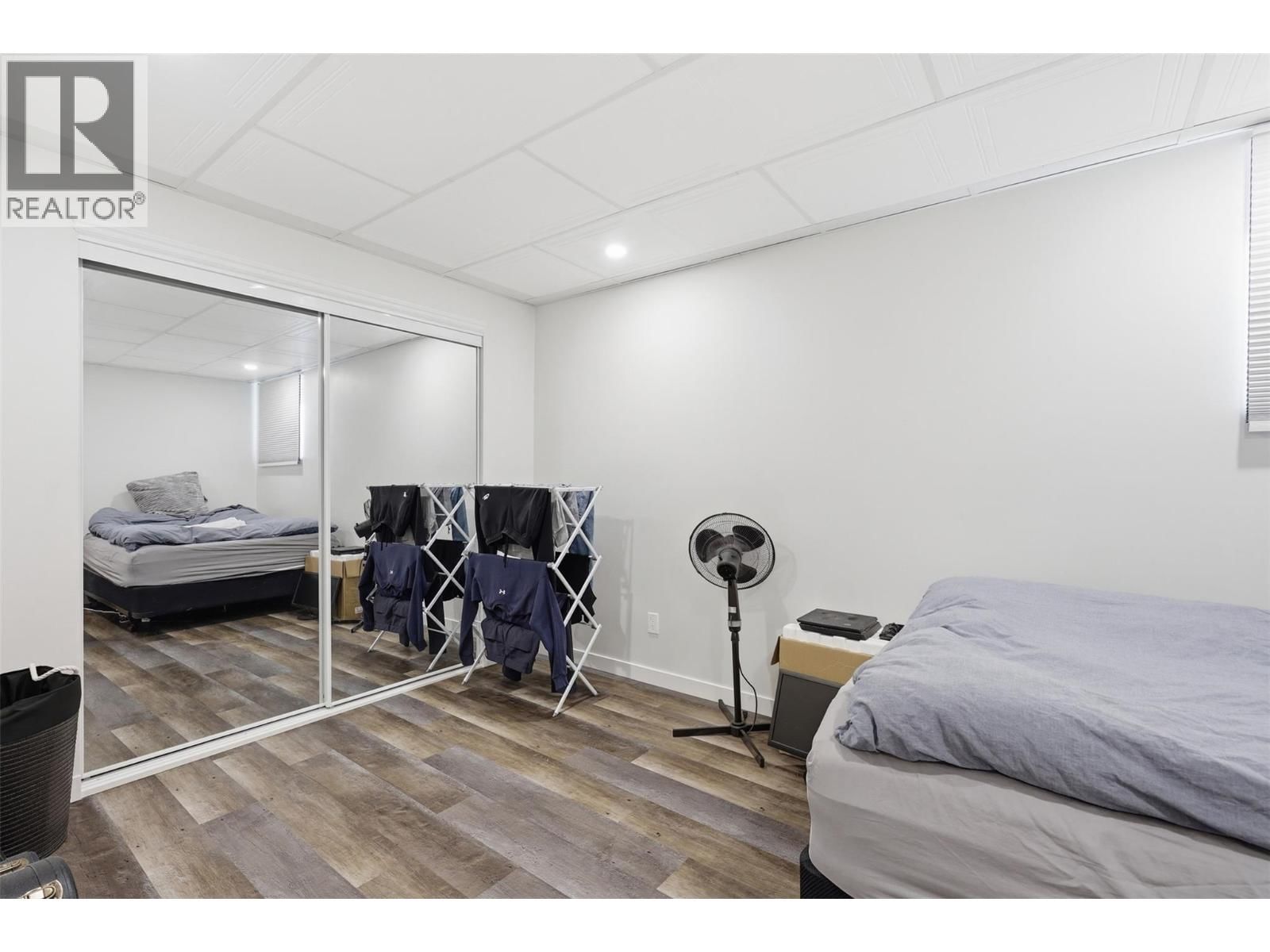 769 DOUGLAS STREET Image 42