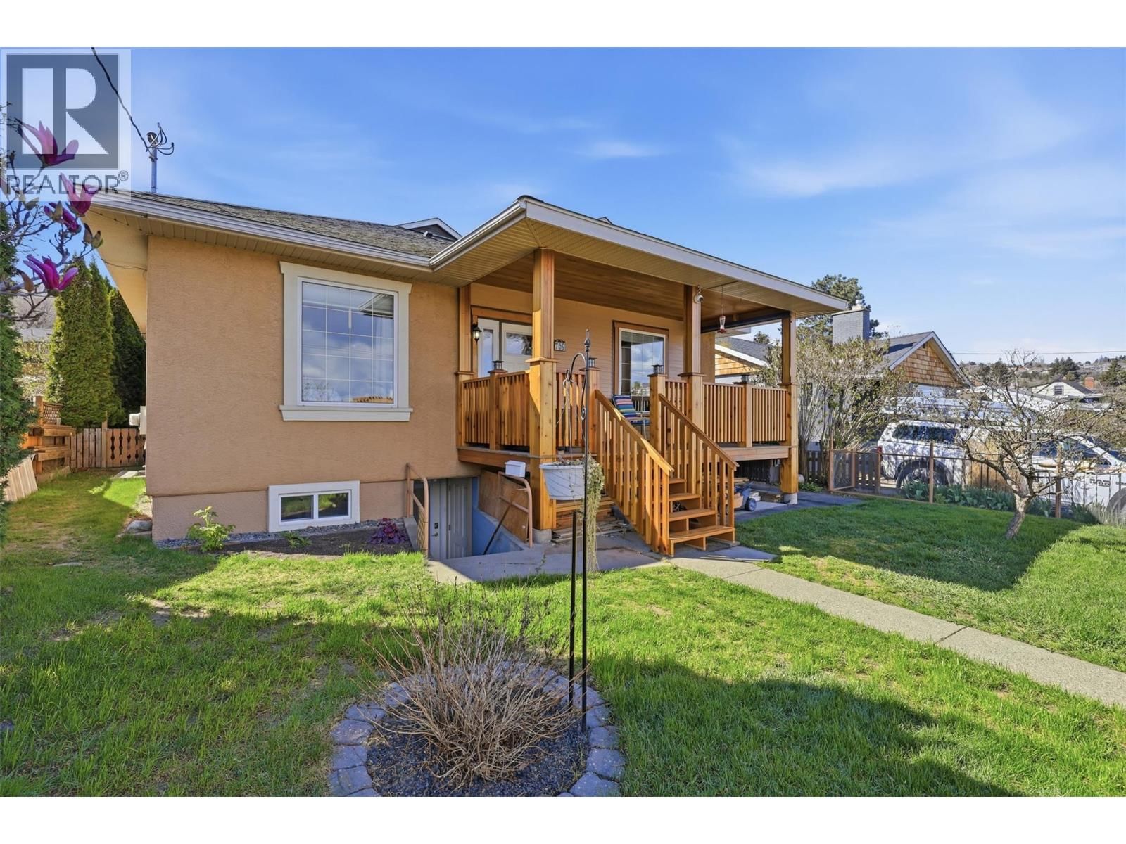 769 DOUGLAS STREET Image 5