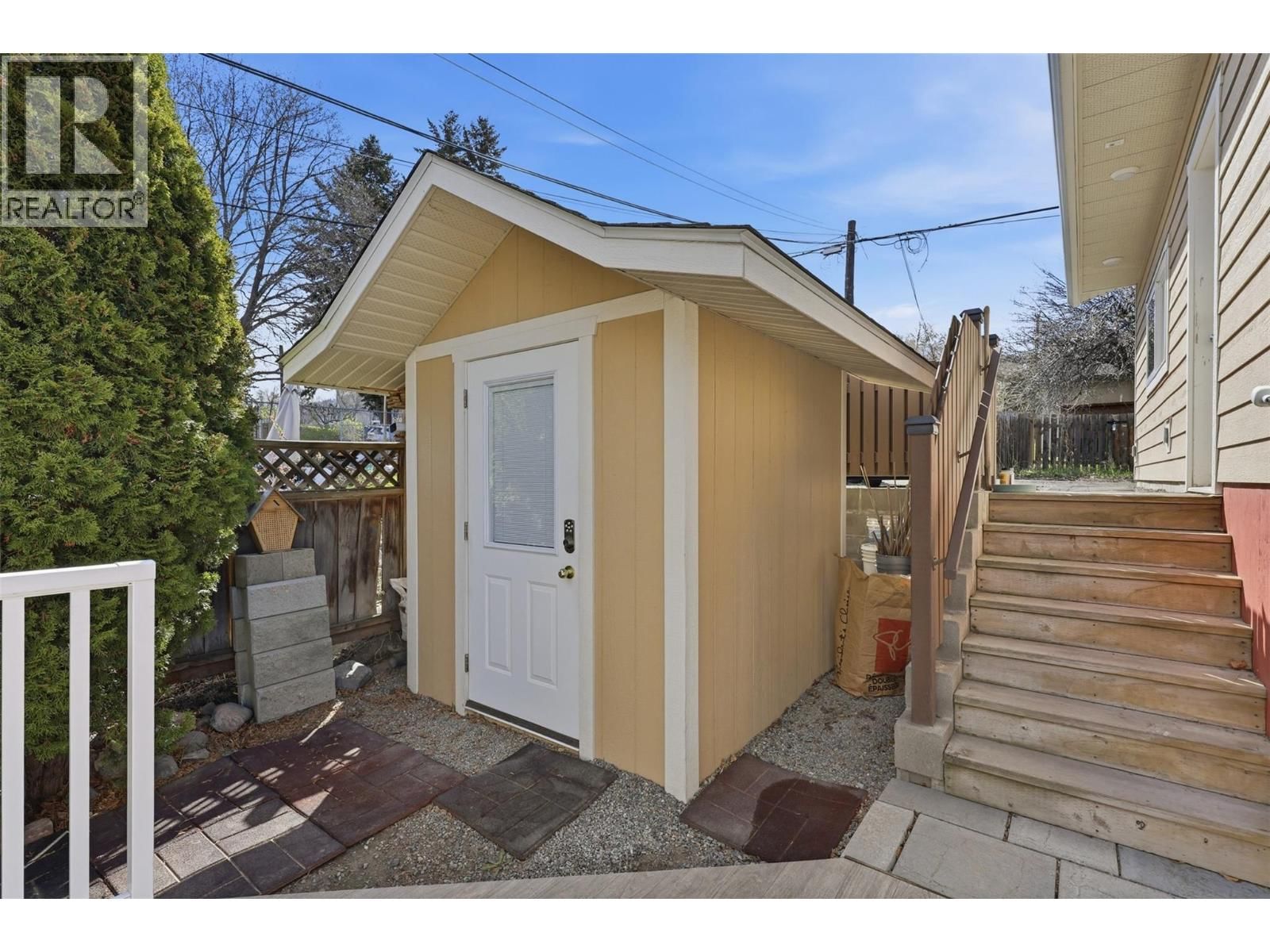 769 DOUGLAS STREET Image 53