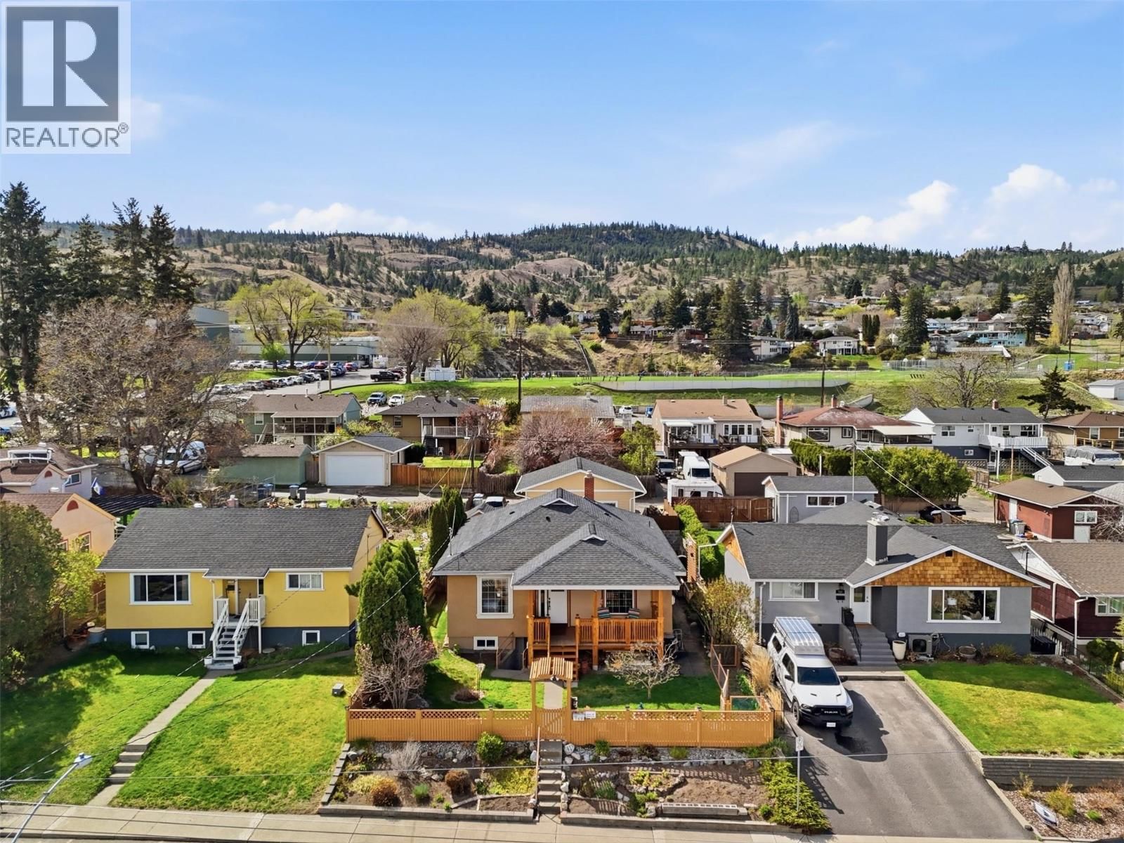 769 DOUGLAS STREET Image 57