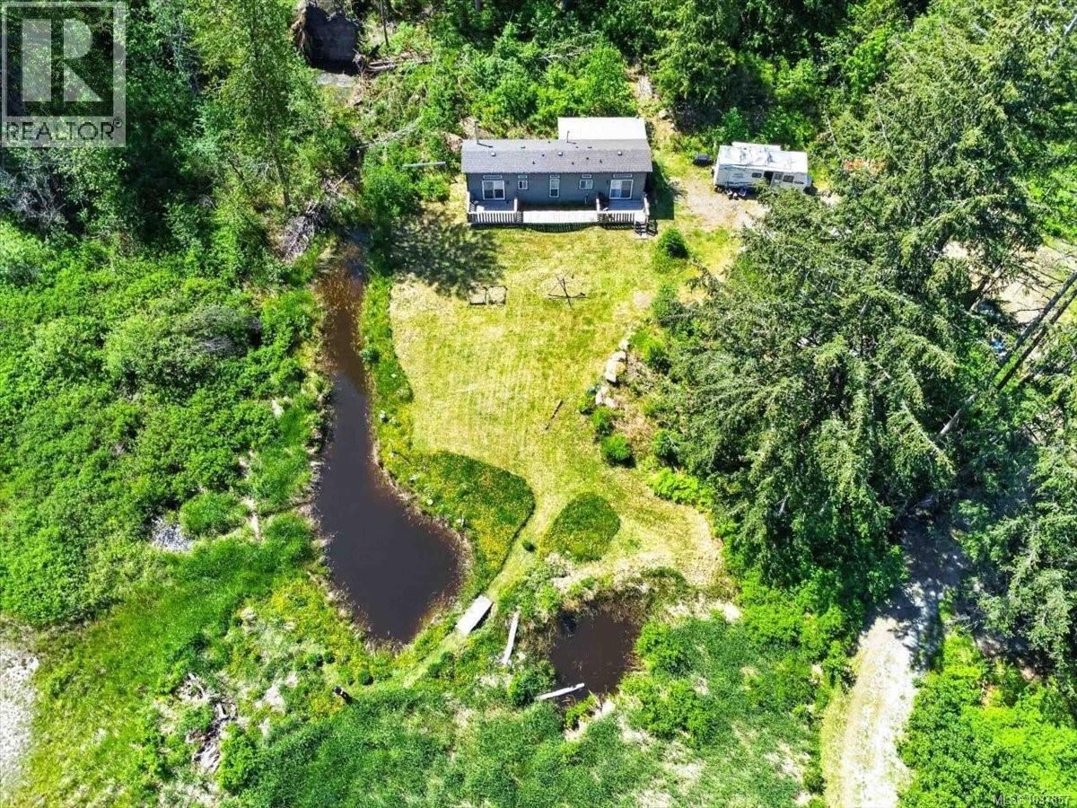 9589 Comox Trail