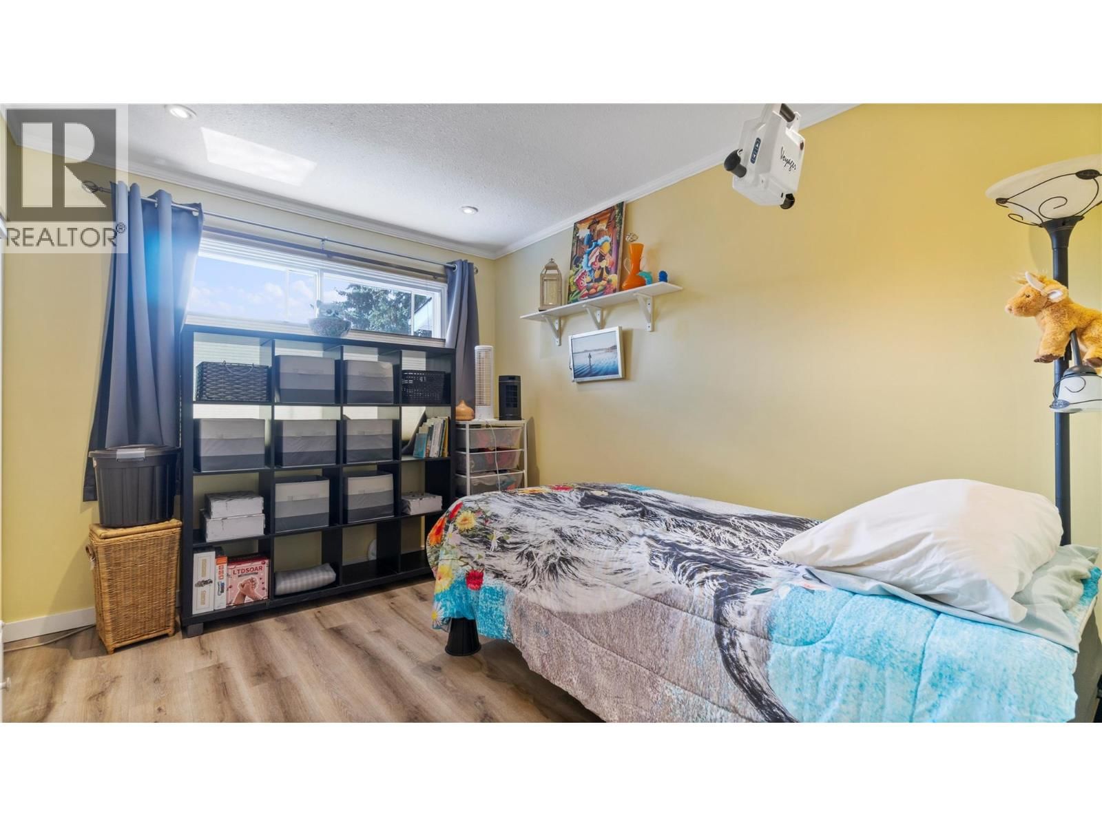 1850 28 AVENUE NORTHEAST Image 38