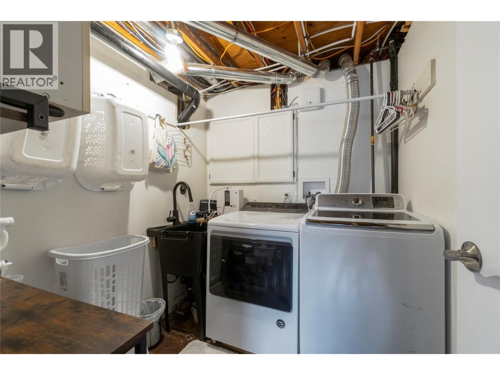 1850 28 AVENUE NORTHEAST Image 42