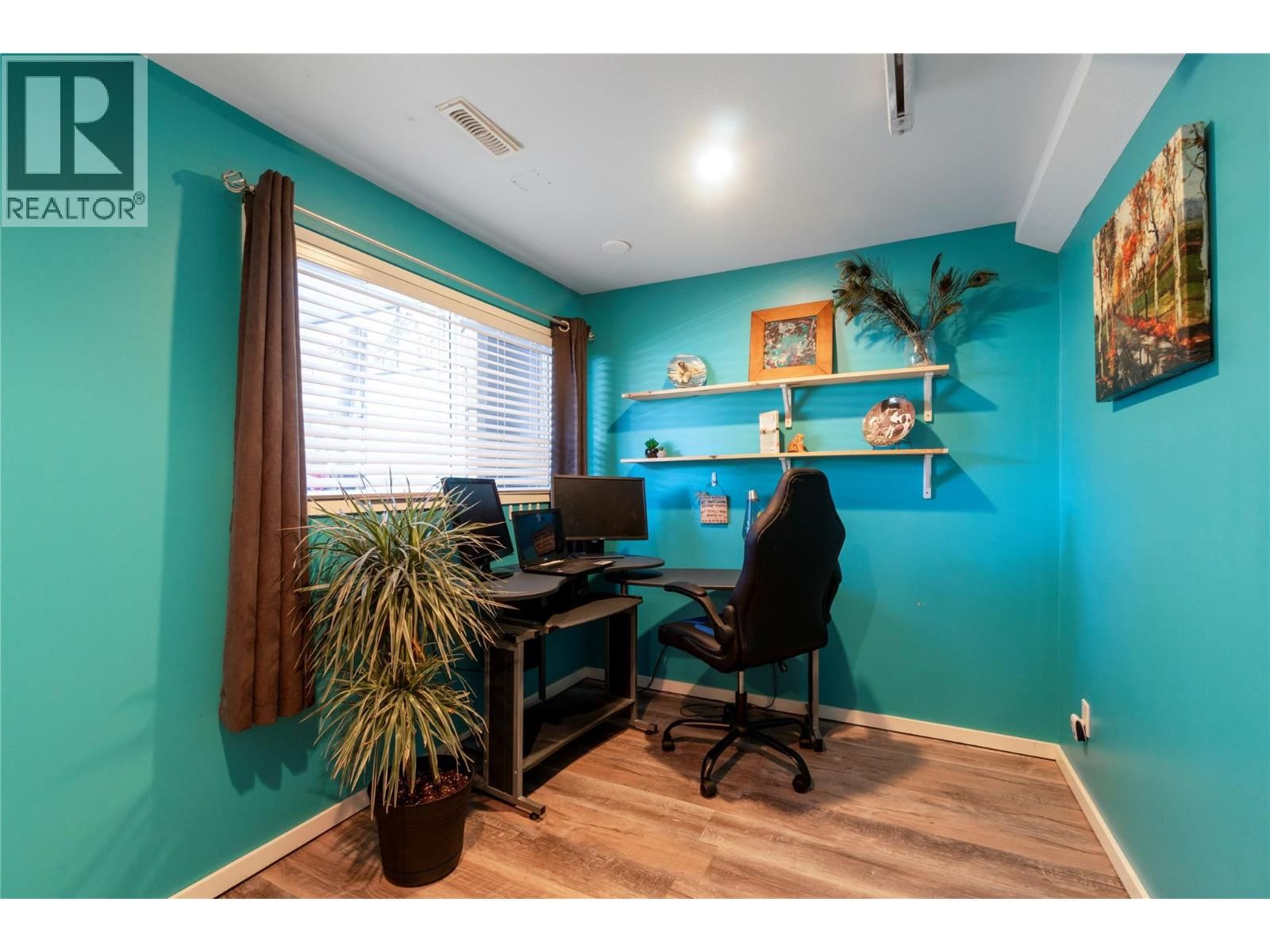 1850 28 AVENUE NORTHEAST Image 51