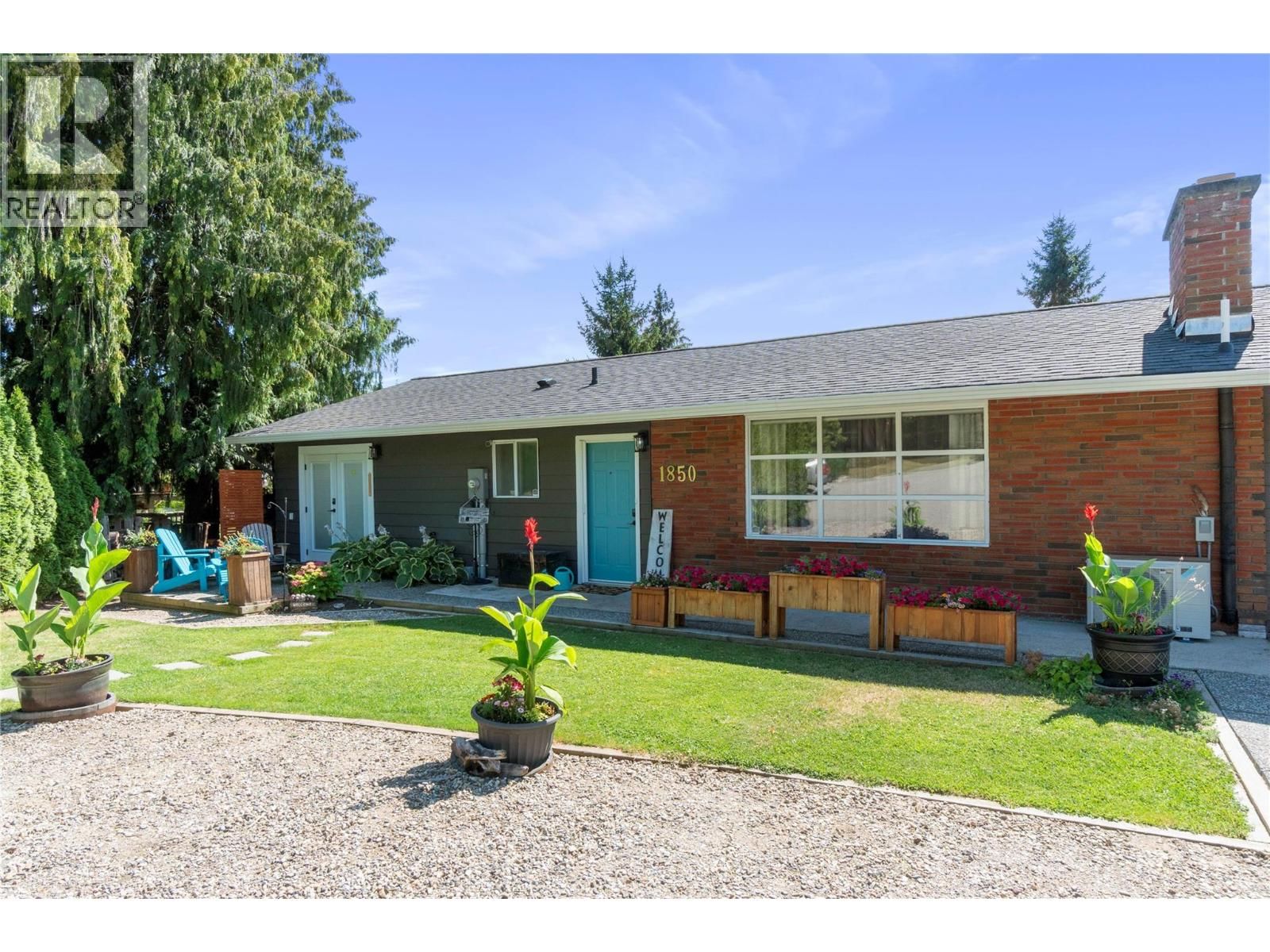 1850 28 AVENUE NORTHEAST Image 70