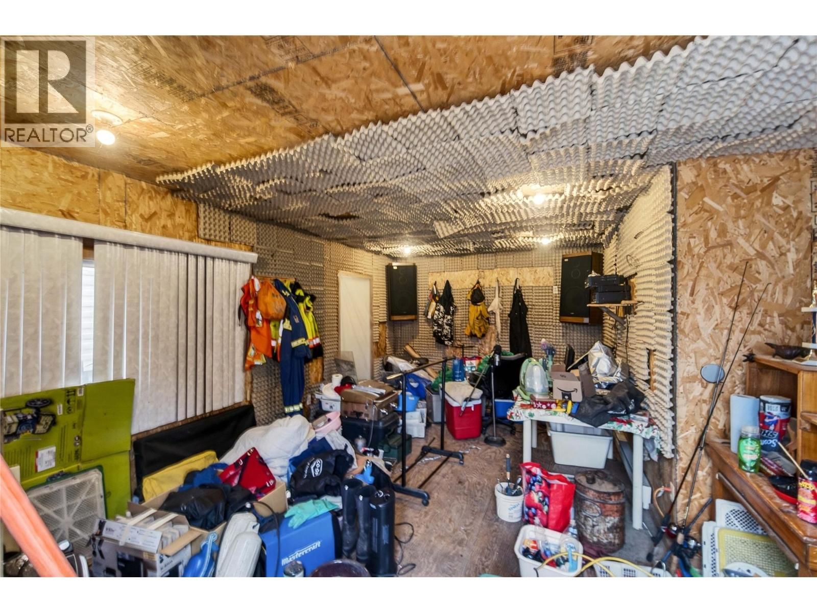 4640 70 AVENUE NORTHEAST Image 46