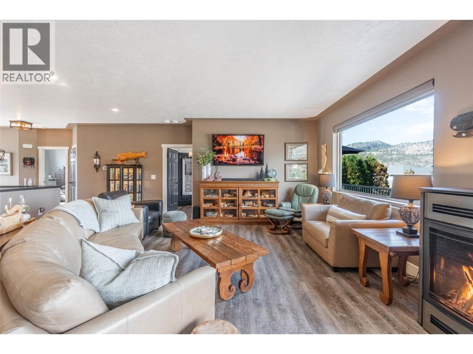 6963 CHARDONNAY PLACE Image 22