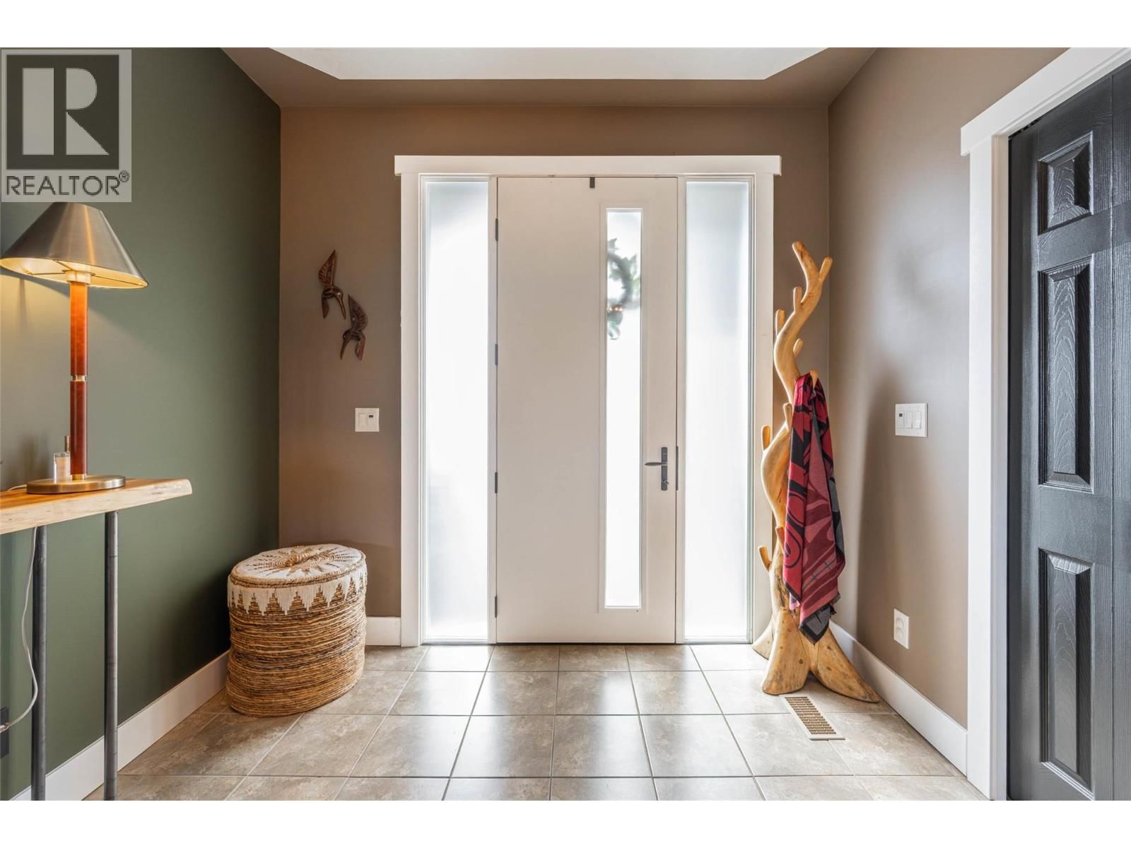 6963 CHARDONNAY PLACE Image 6