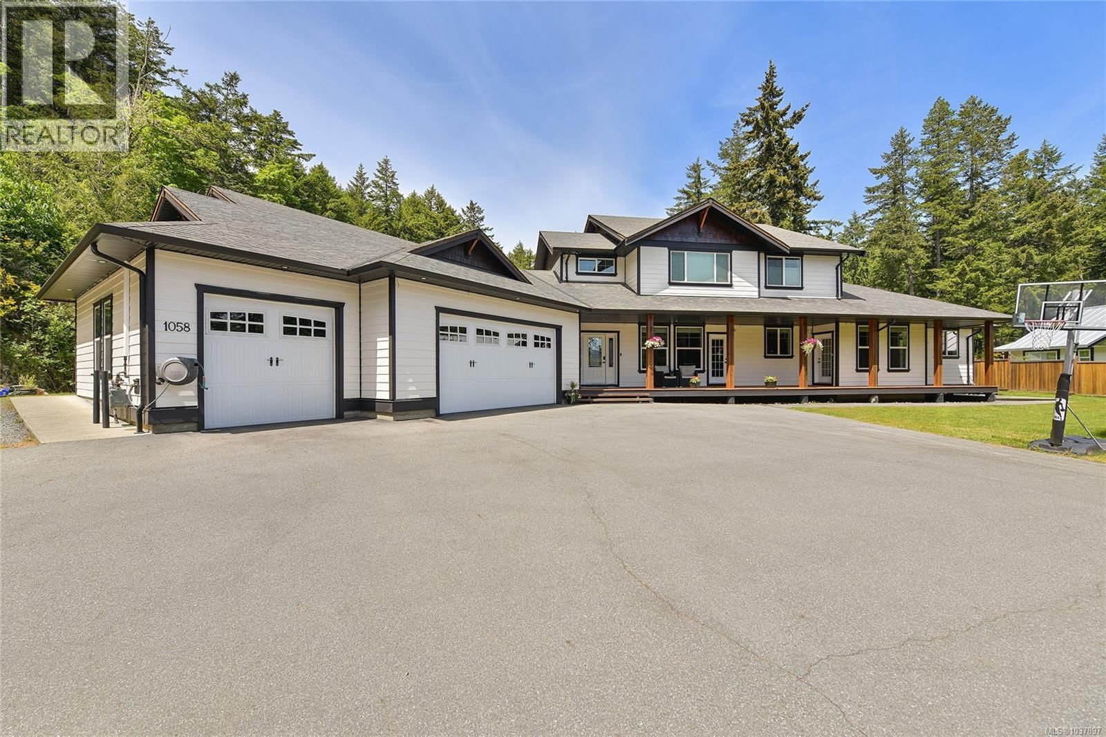 1058 SUMMER BREEZE Lane property photo