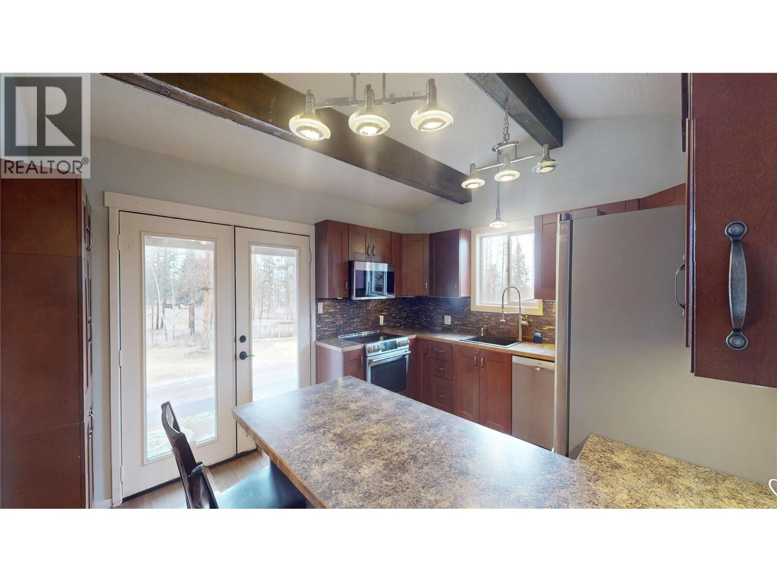 2003 38TH AVENUE SOUTH Image 12