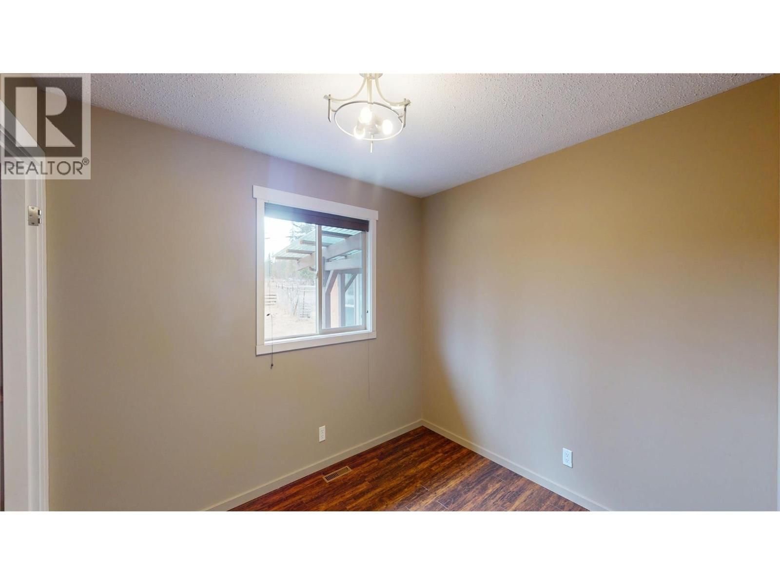 2003 38TH AVENUE SOUTH Image 16