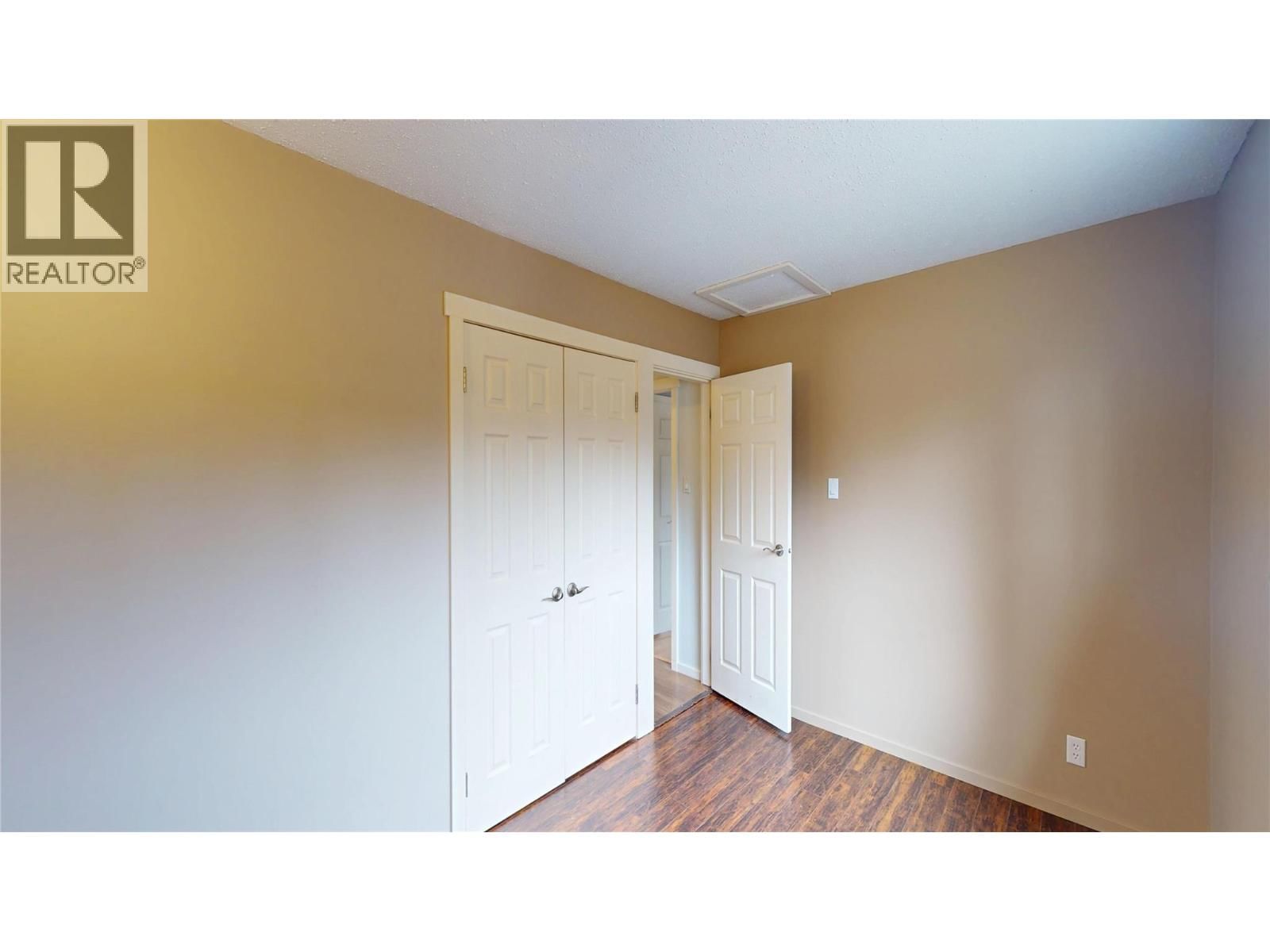 2003 38TH AVENUE SOUTH Image 19