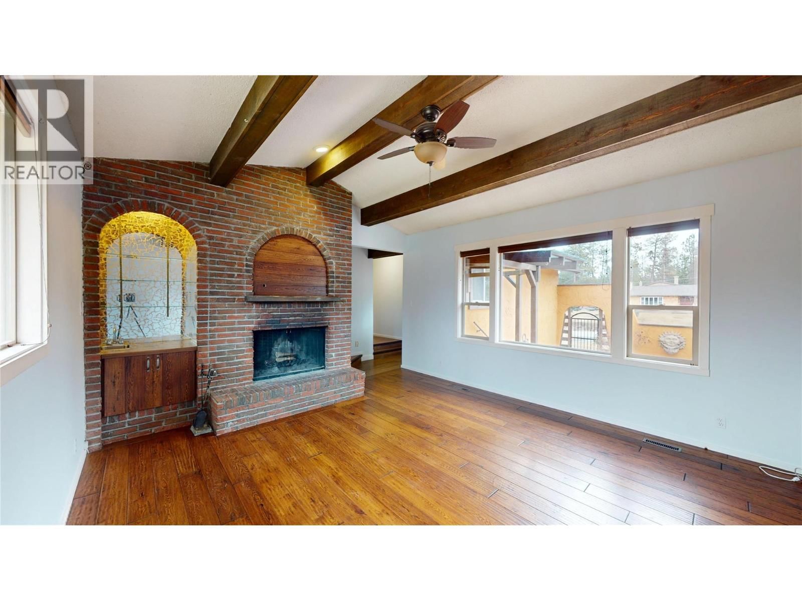 2003 38TH AVENUE SOUTH Image 4