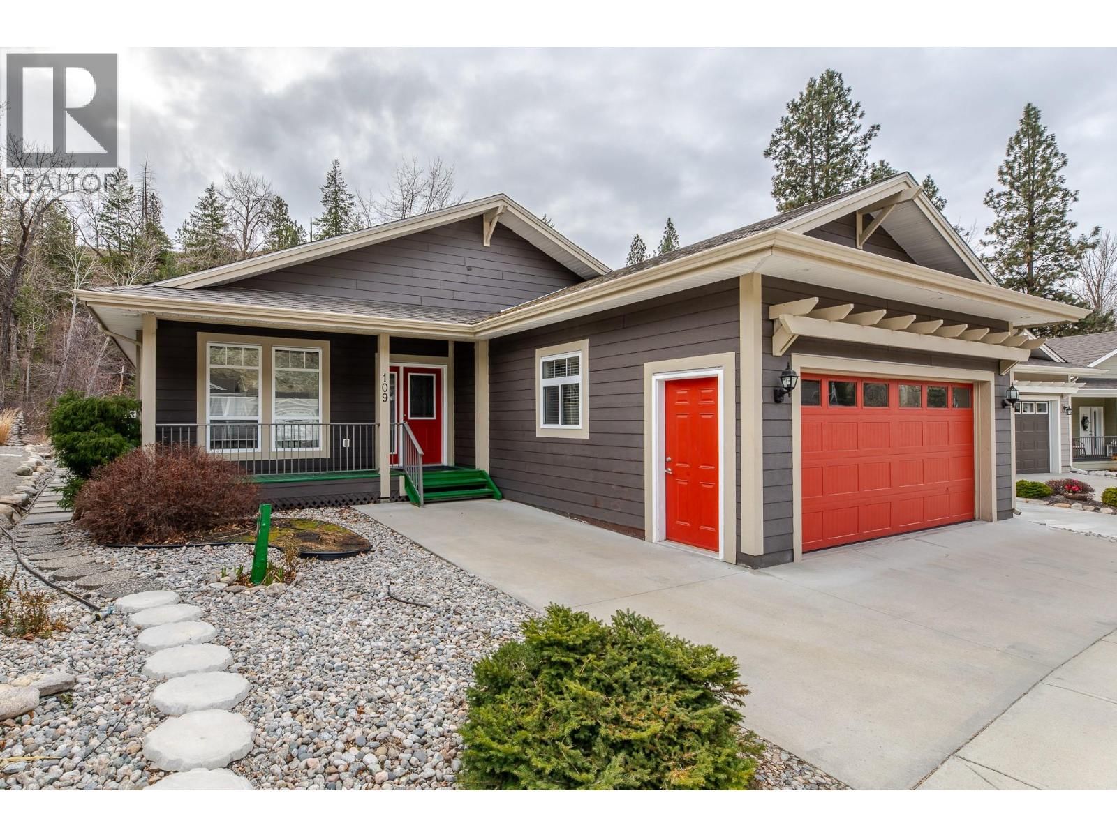 1675 PENTICTON Avenue, Penticton, British Columbia V2A 9E2