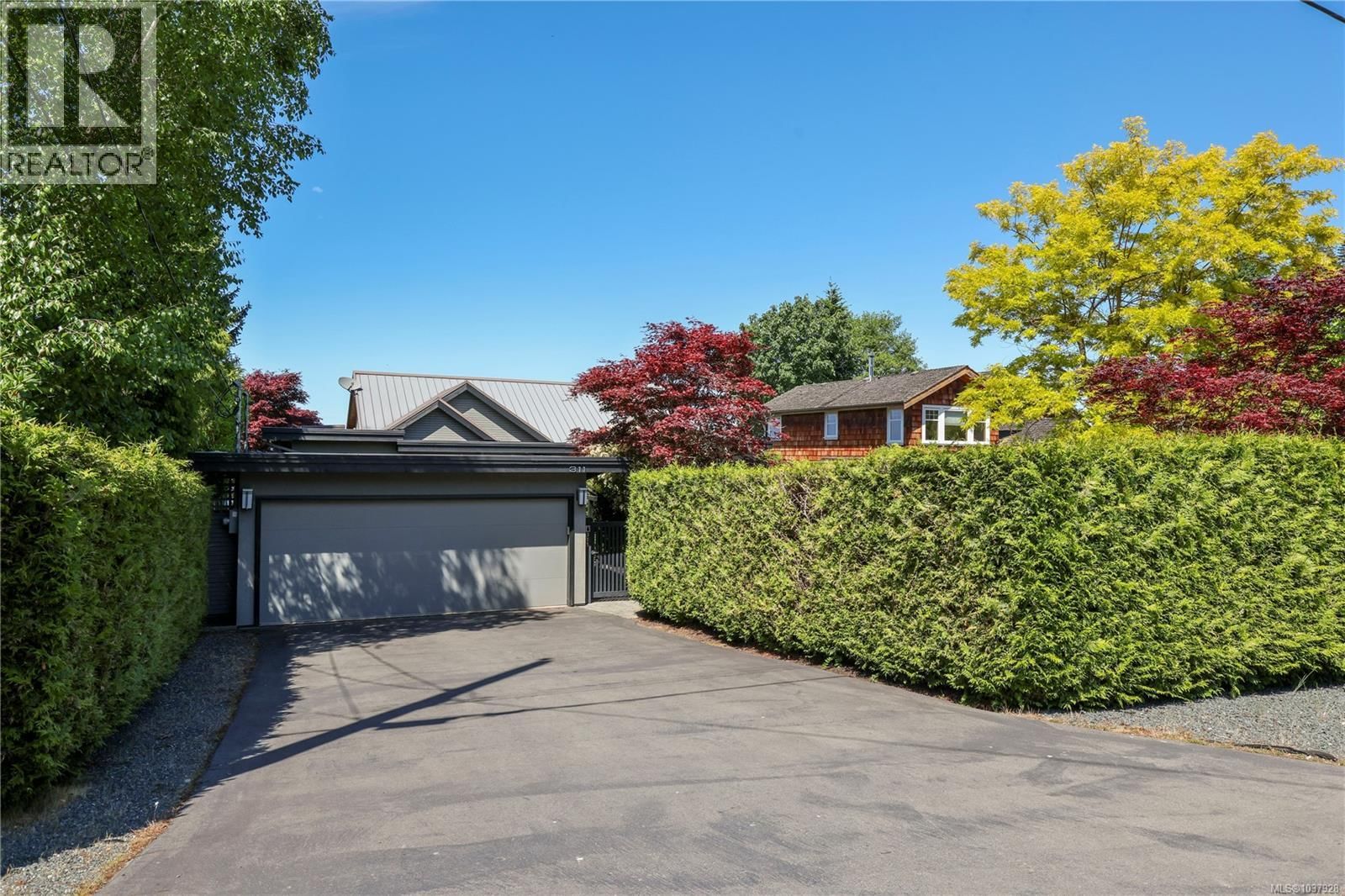 311 Poplar Avenue property photo