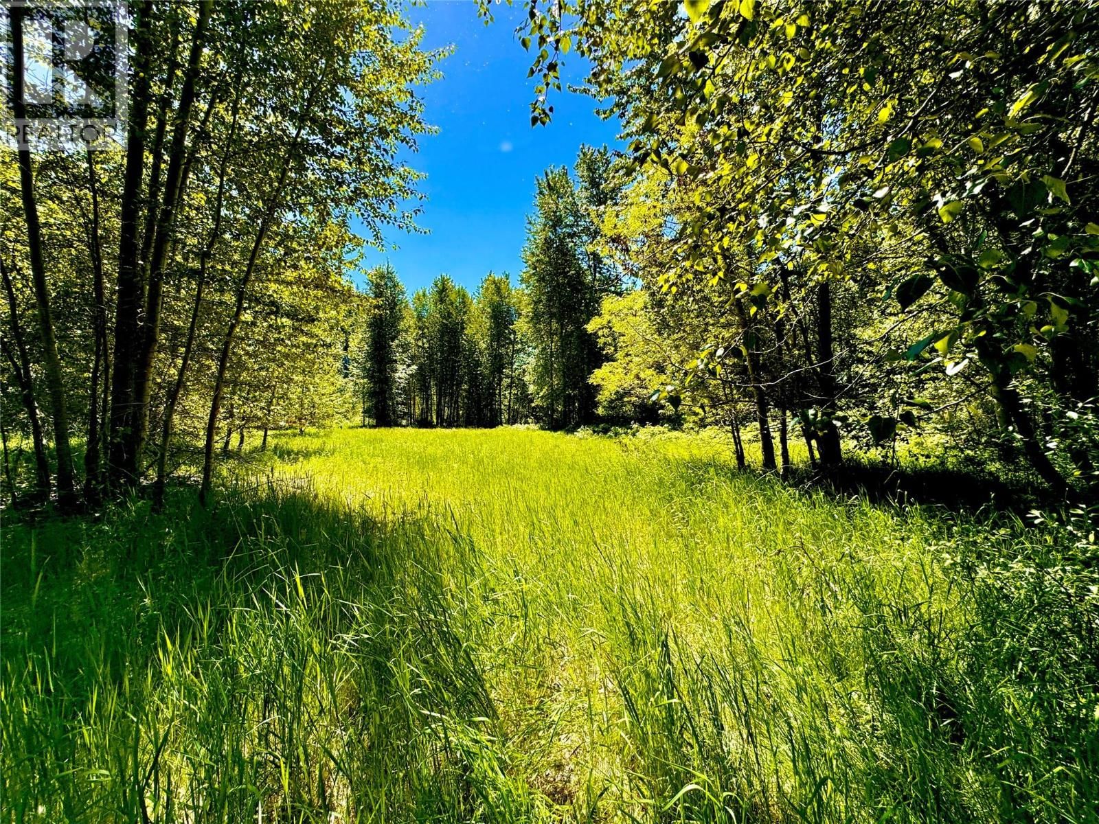 2700 14TH Avenue, Castlegar, British Columbia V1L 1Z1