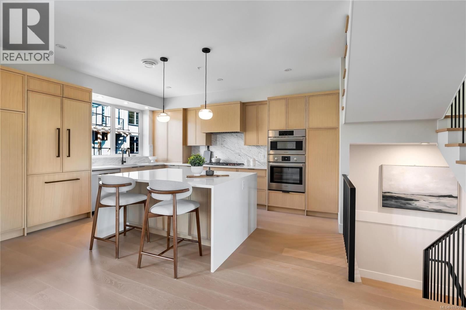 13 2590 Penrhyn Street property photo