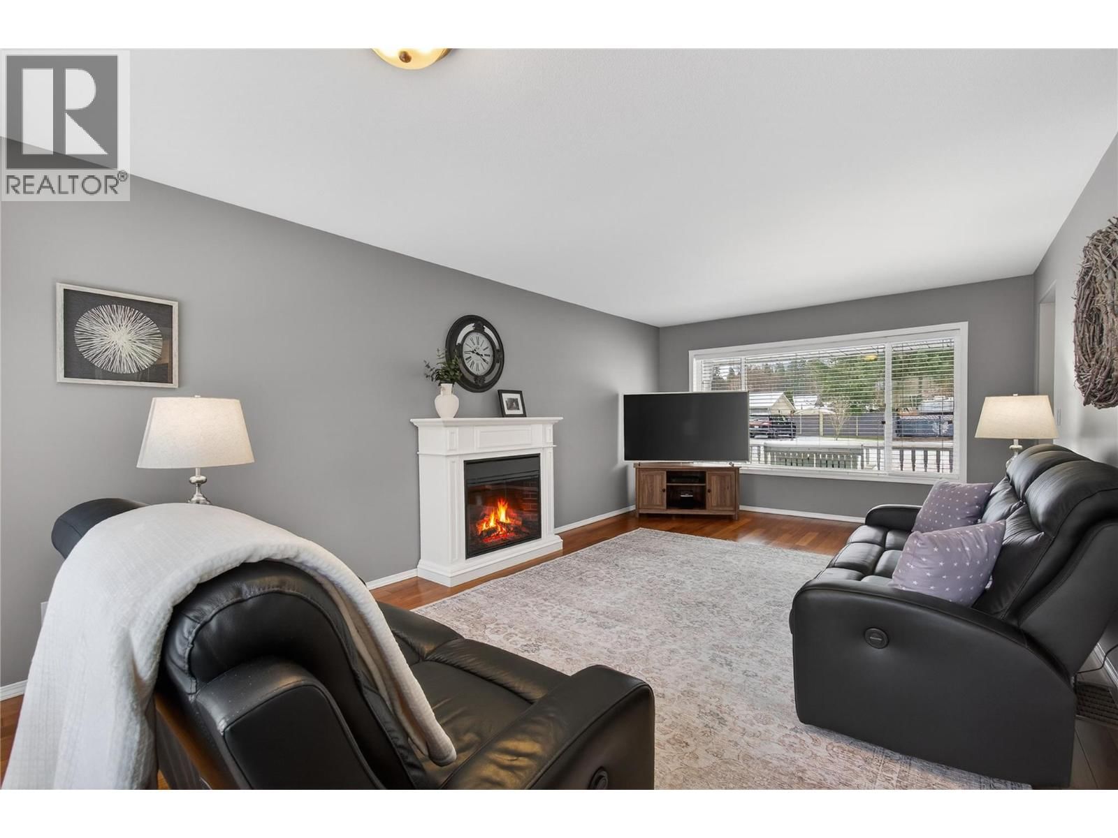 514 FOREST PARK STREET Image 26