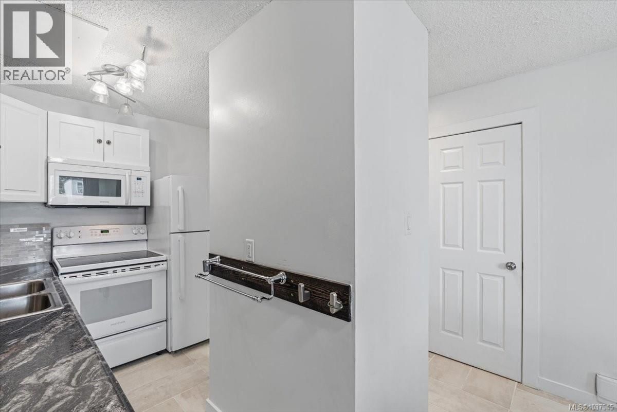 53 444 Bruce Avenue property photo