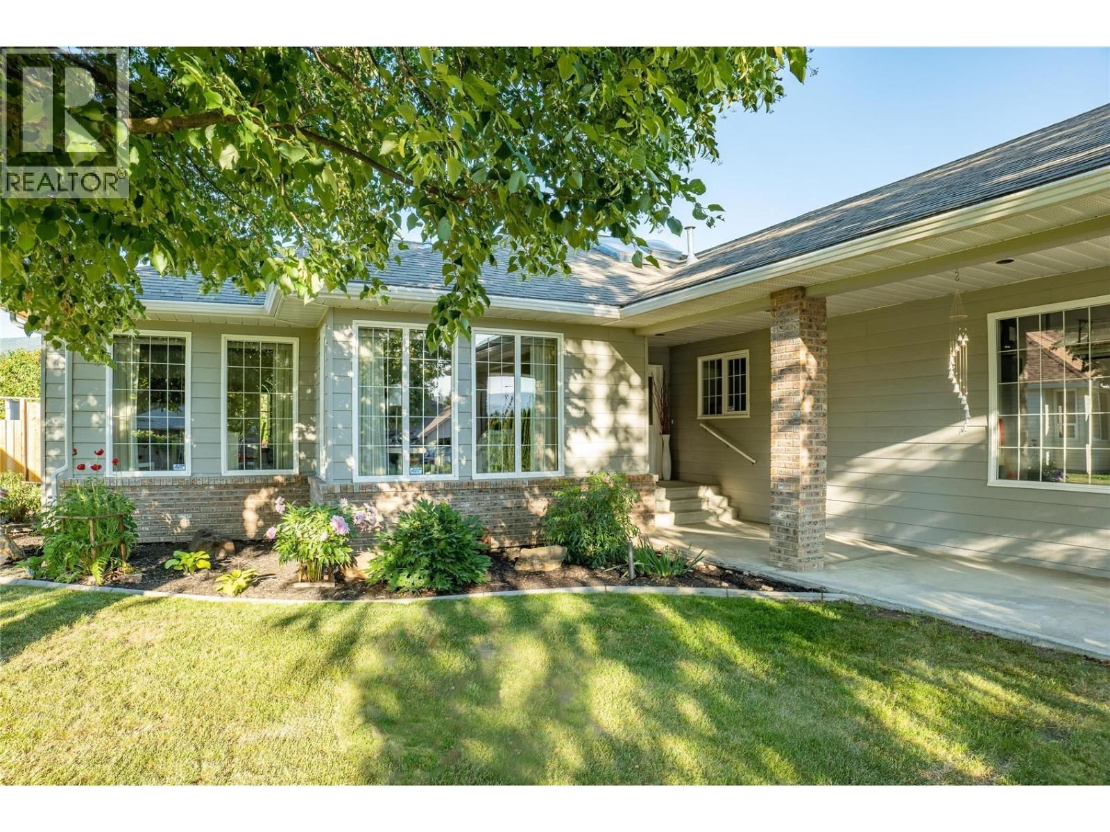 2220 OKANAGAN STREET Image 1