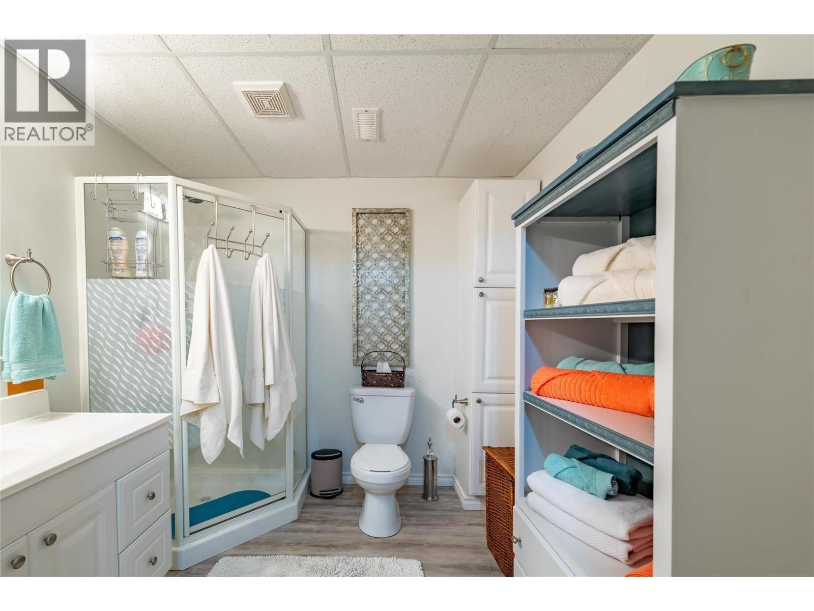 2220 OKANAGAN STREET Image 51