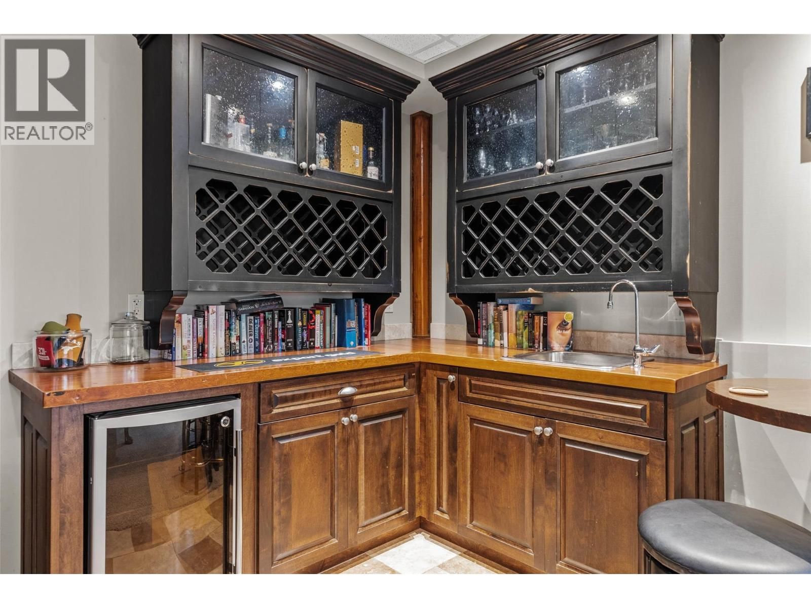 141 STEMWINDER DRIVE Image 20