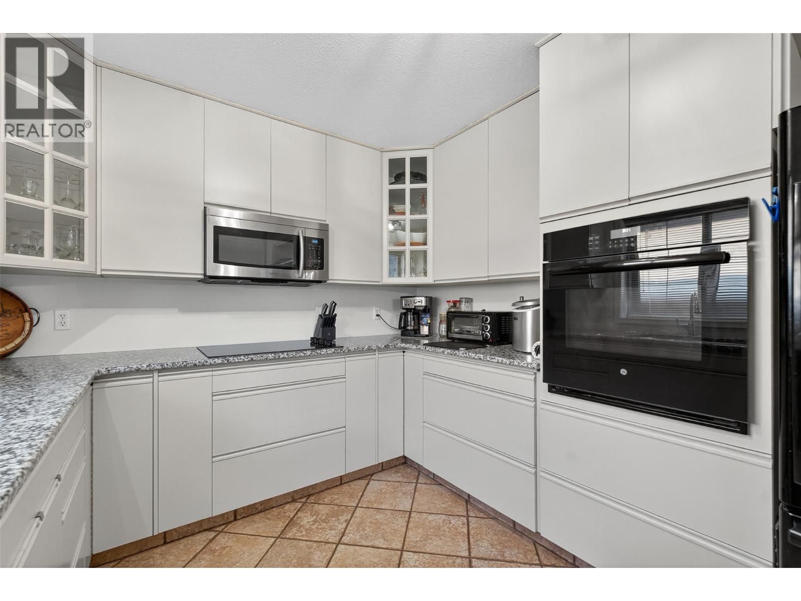 407 - 2330 BUTT ROAD Image 18