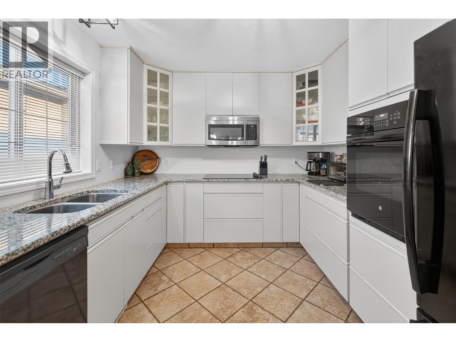 407 - 2330 BUTT ROAD Image 19